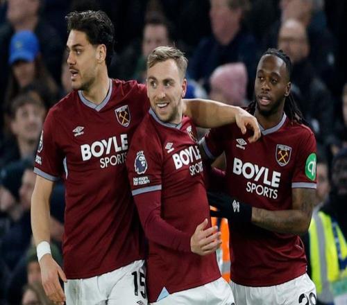 她身份转变,运动员变裁,判员,亚博体育,亚博体育官网,亚博体育app,亚博体育下载